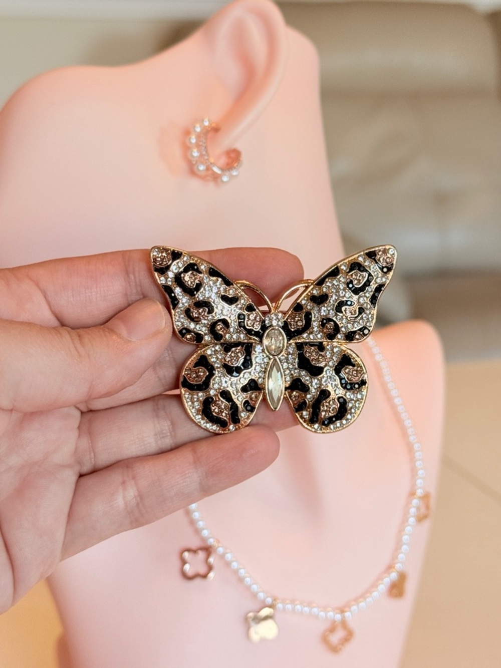 Gold-Tone Leopard Print Butterfly Brooch - Elegant Women Jewelry - Picture 9 of 10